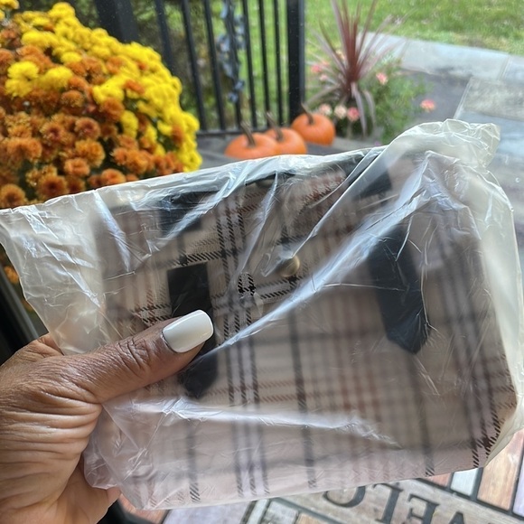 Designer White Plaid Mini Handbag - Picture 4 of 12